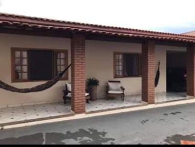 Casa para Venda, em Tatu�, bairro Colina Verde, 3 dormit�rios, 3 banheiros, 1 su�te, 8 vagas