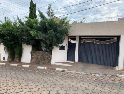 Casa para Venda, em Tatu�, bairro Centro, 3 dormit�rios, 2 banheiros, 1 su�te, 7 vagas