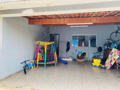 Casa para Venda, em Tatu�, bairro Jardim Primavera, 2 dormit�rios, 1 banheiro, 2 vagas