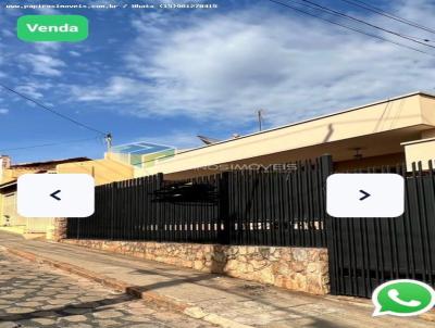 Casa para Venda, em Tatu�, bairro Centro