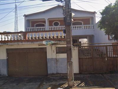 Casa para Venda, em Tatu�, bairro Jardim Primavera, 2 dormit�rios, 2 banheiros, 1 su�te, 4 vagas