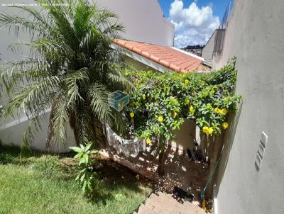 Casa para Venda, em Tatu�, bairro Vila S�o Crist�v�o, 2 dormit�rios, 1 banheiro, 4 vagas